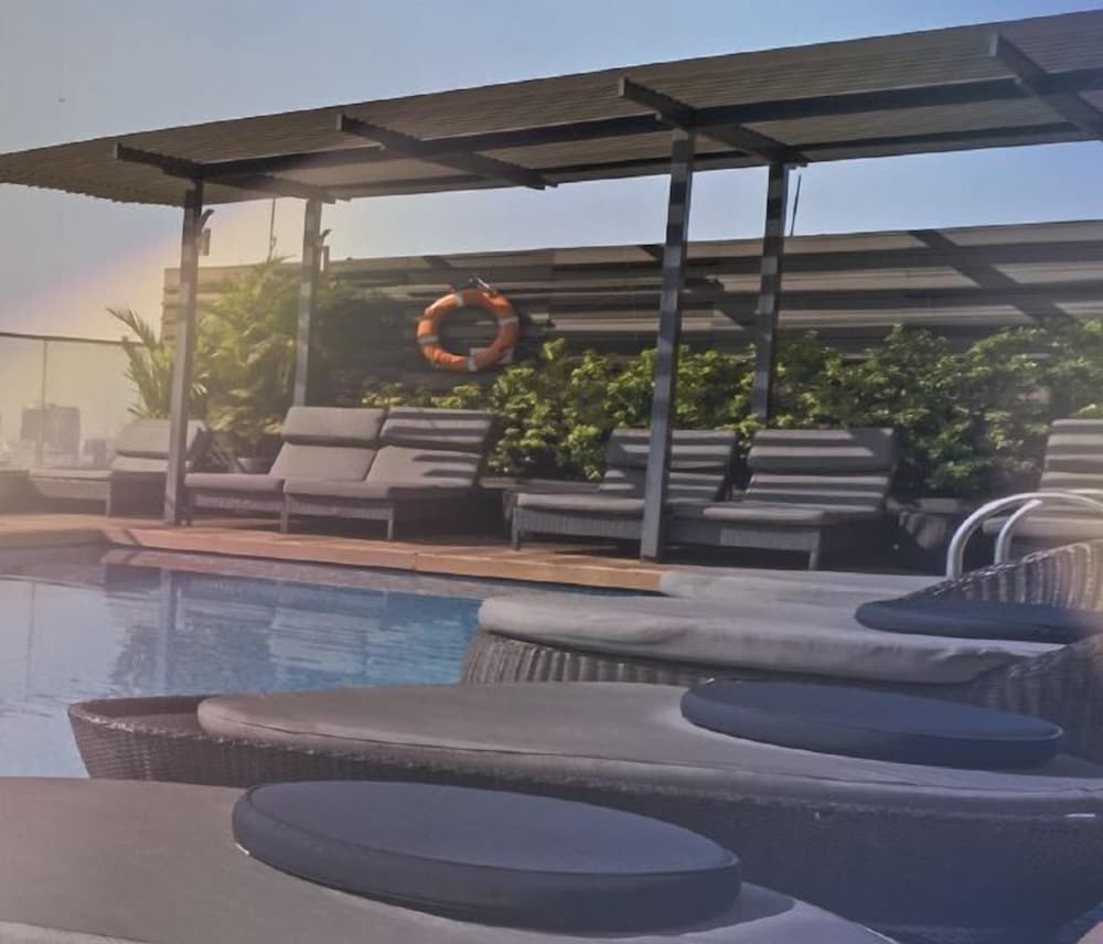 swimming pool spa