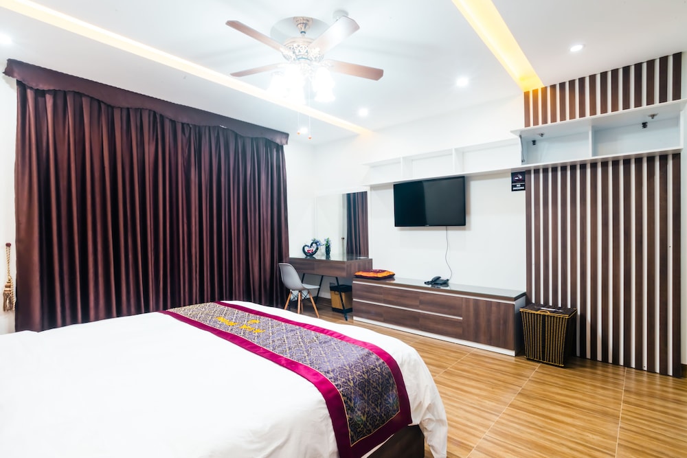 Ava Hotel & Apartment 19/48