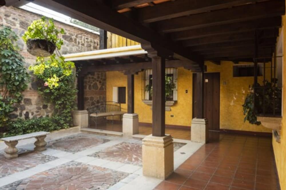 VILLA COLONIAL 7/49