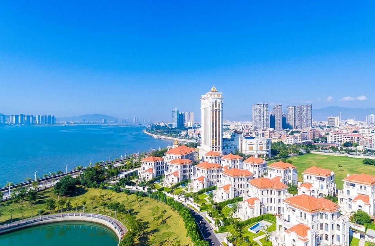Royal Seaside Hotel and Hot Springs Xiamen 31/37
