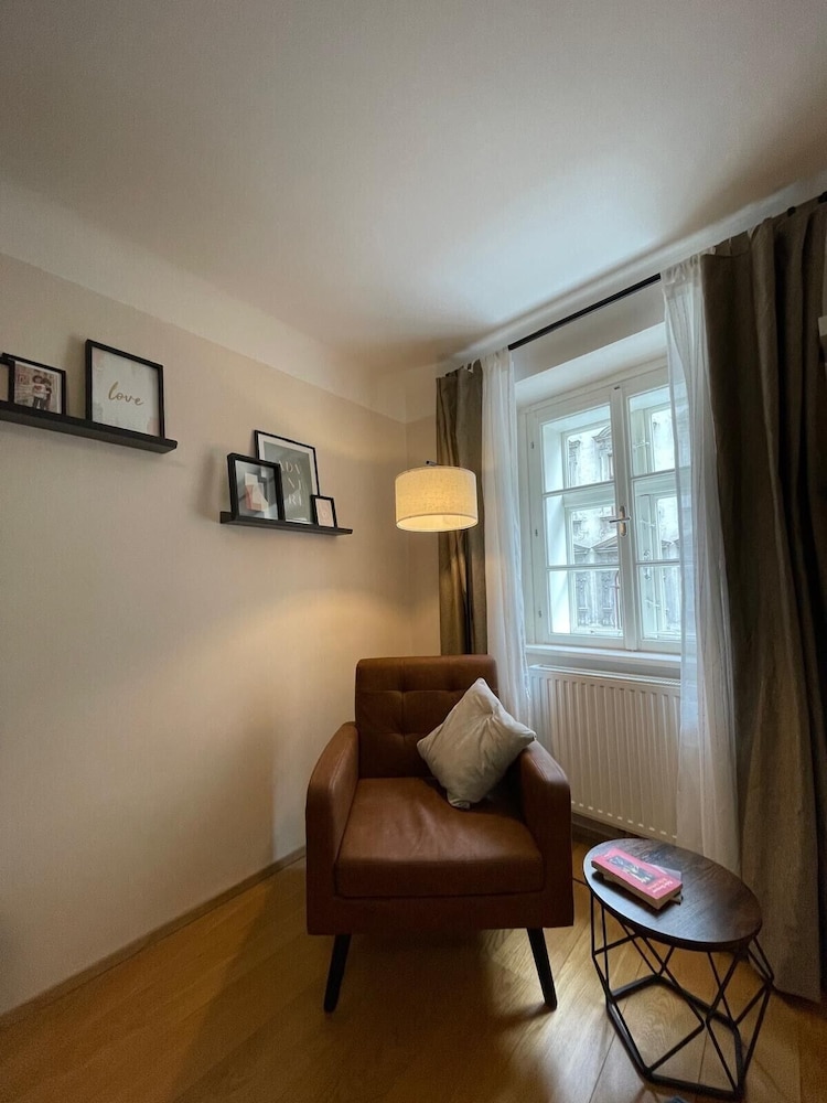 Kimi Apartments 28/50
