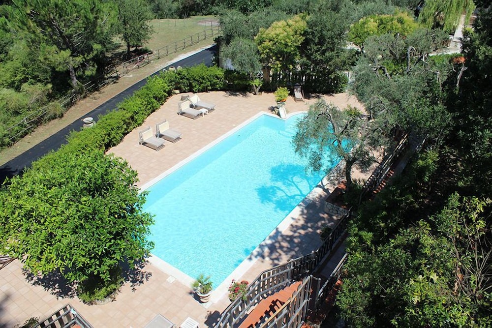 Agriturismo Fara Del Falco 47/50