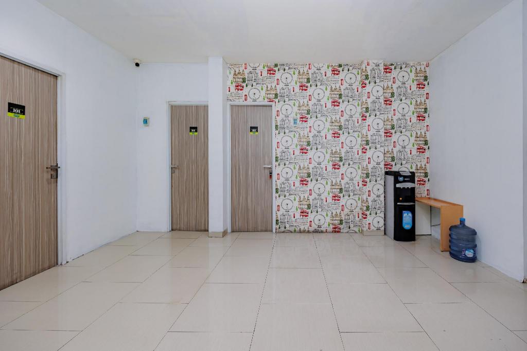 Reddoorz Near Metropolitan Mall Bekasi 6/50