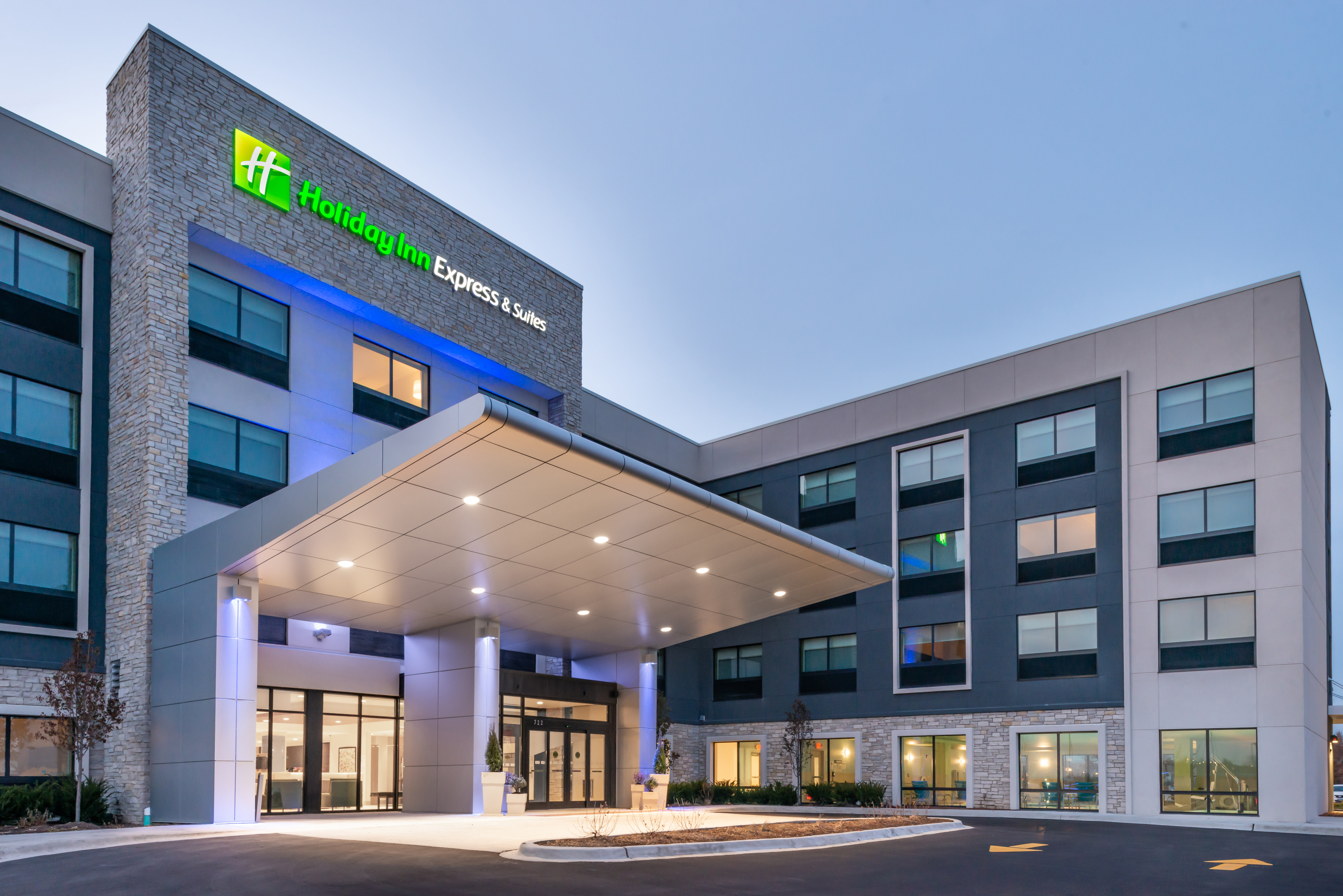 Holiday Inn Express & Suites Romeoville - Joliet North 8/68