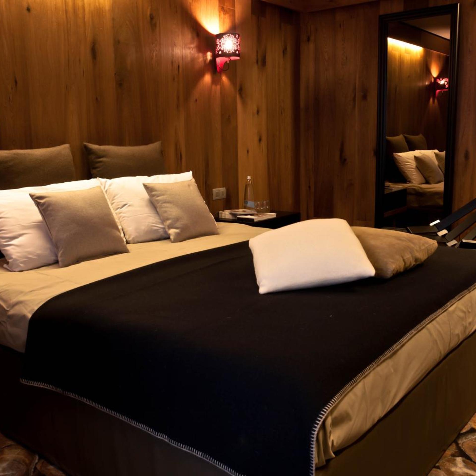 جناح، Charme Hotel Alexander 5/9
