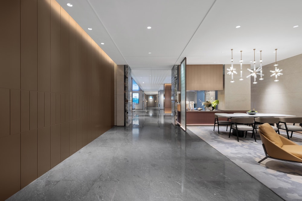 Grand Madison Shenzhen Longhua Yujing 6/30