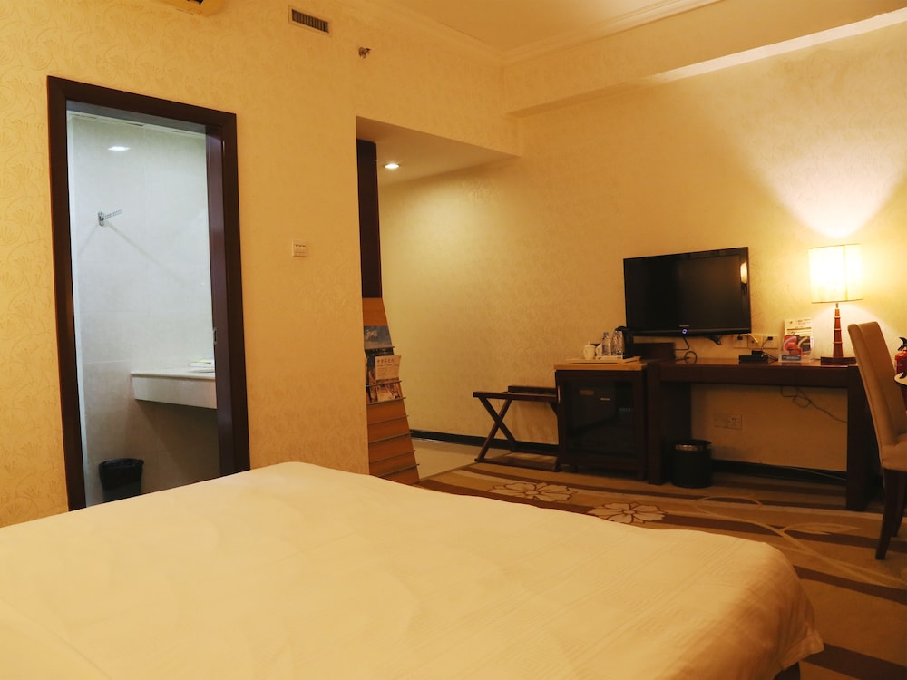Pazhou Hotel 36/71