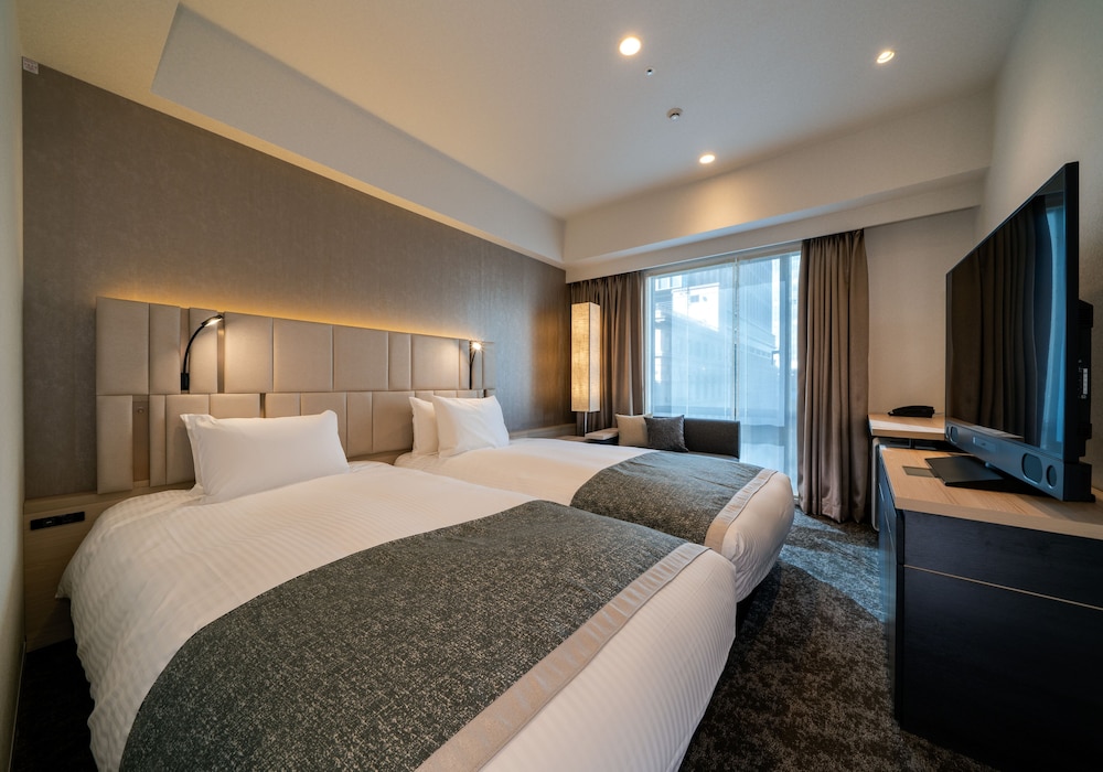 2 BEDROOMS, STANDARD, TWIN BEDS