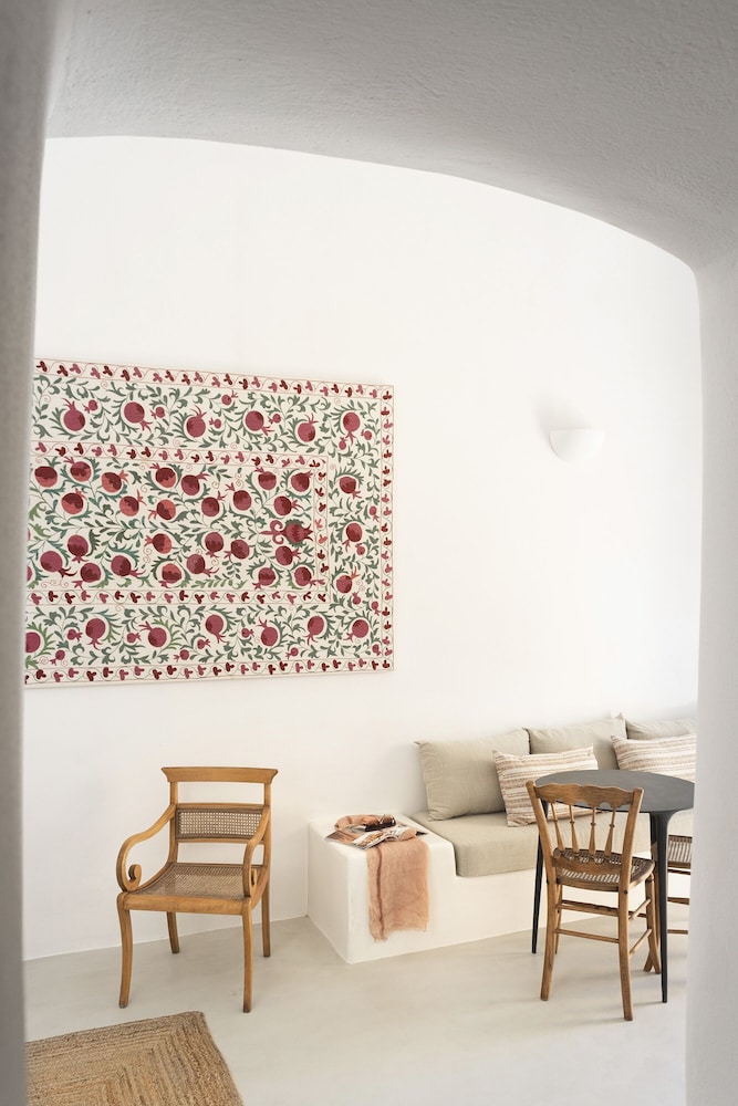 Armenaki Santorini 37/50