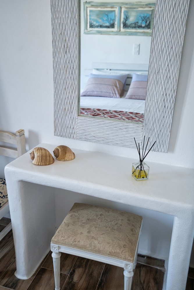 Iris Boutique Hotel 39/74