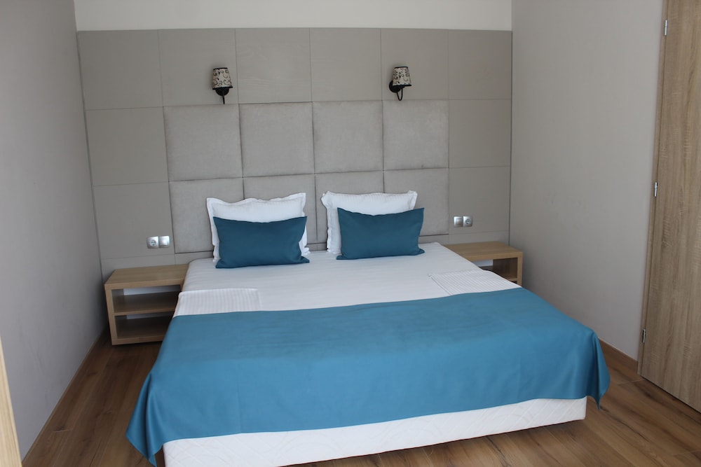 ECONOMY, DOUBLE BED