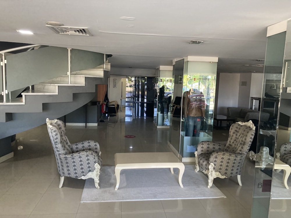 KIRCI HOTEL 39/48