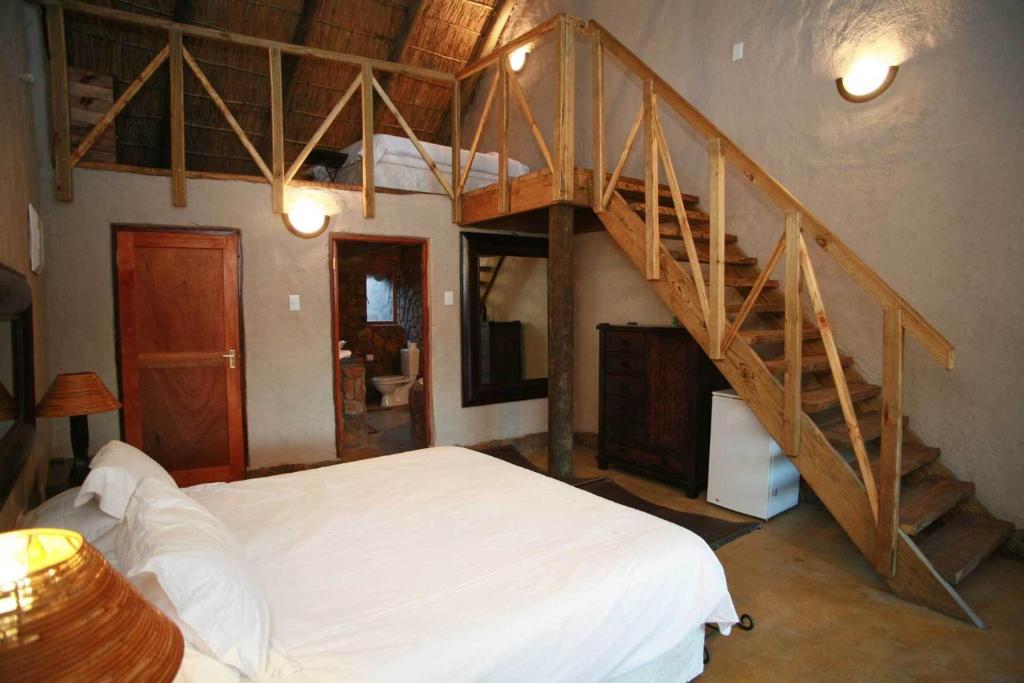 Family, Lodge, Suite