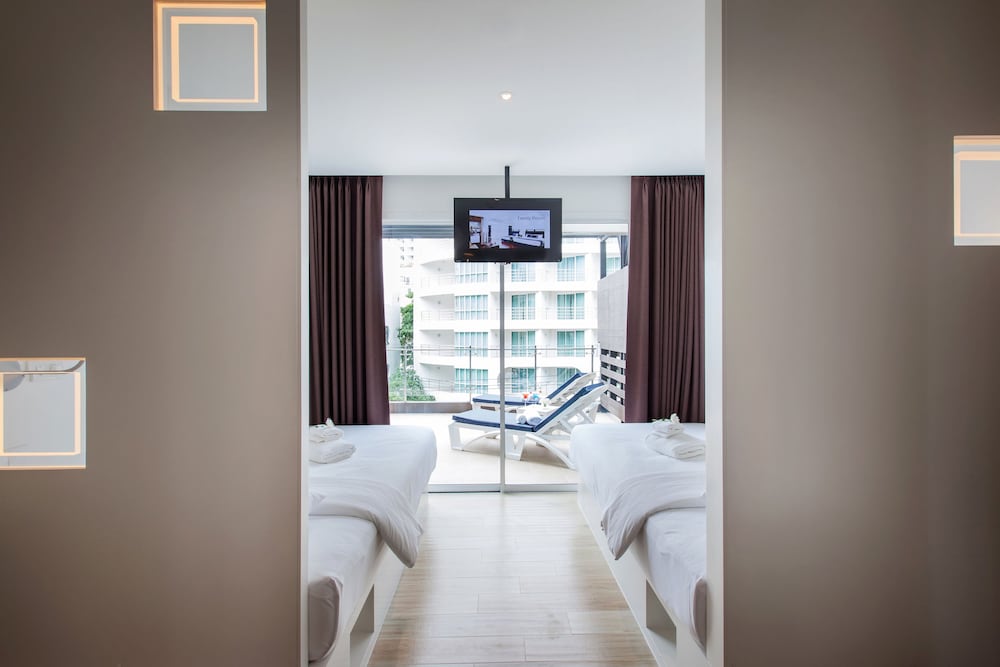 Mood Hotel Pattaya 29/65