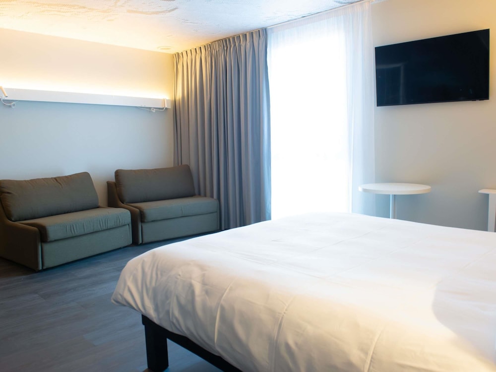 ibis Montlhery Paris Sud 16/68