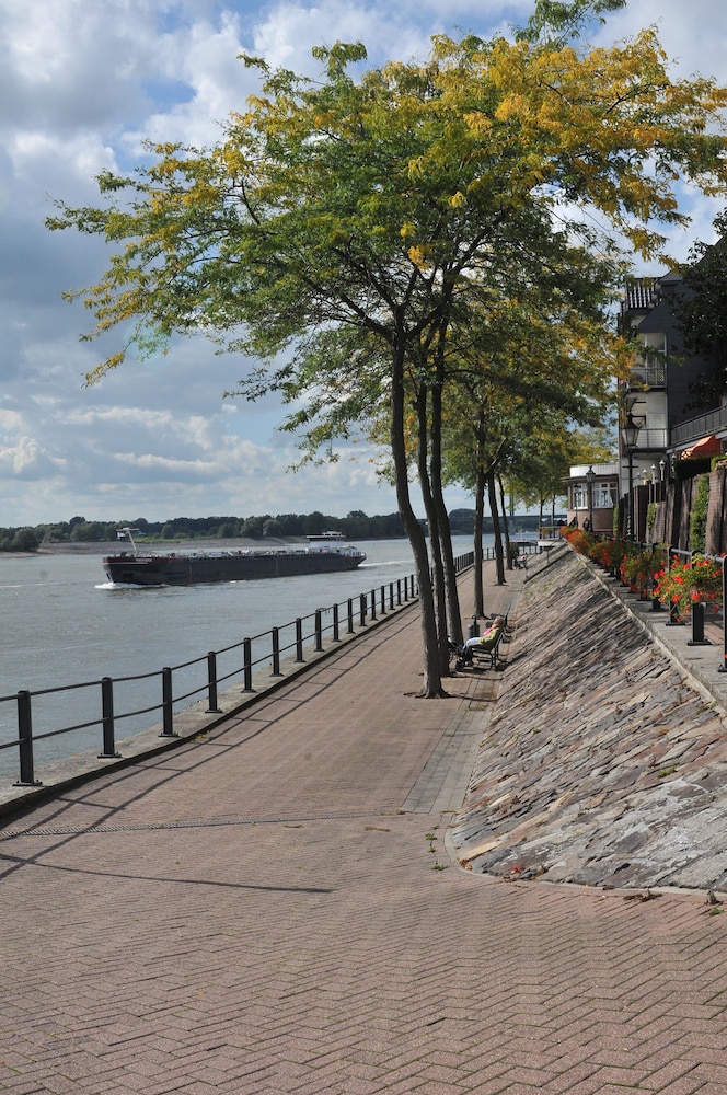 Hotel- Restaurant Doppeladler 25/50