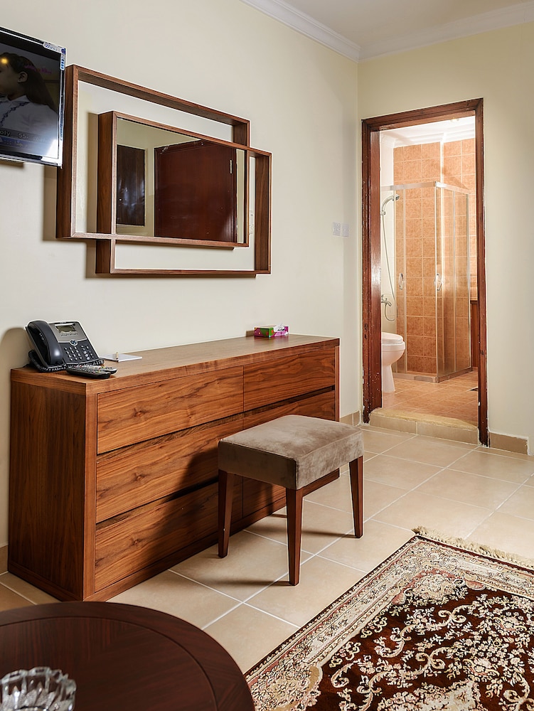 Bravo Royal Hotel Suites 5/43