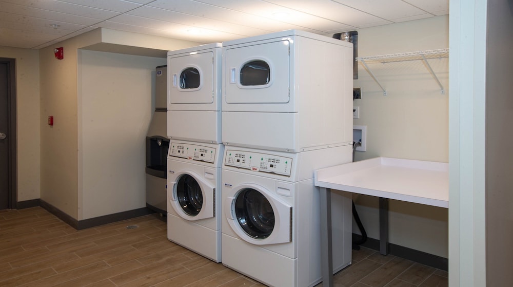 Candlewood Suites Cleveland South Independence 20/47