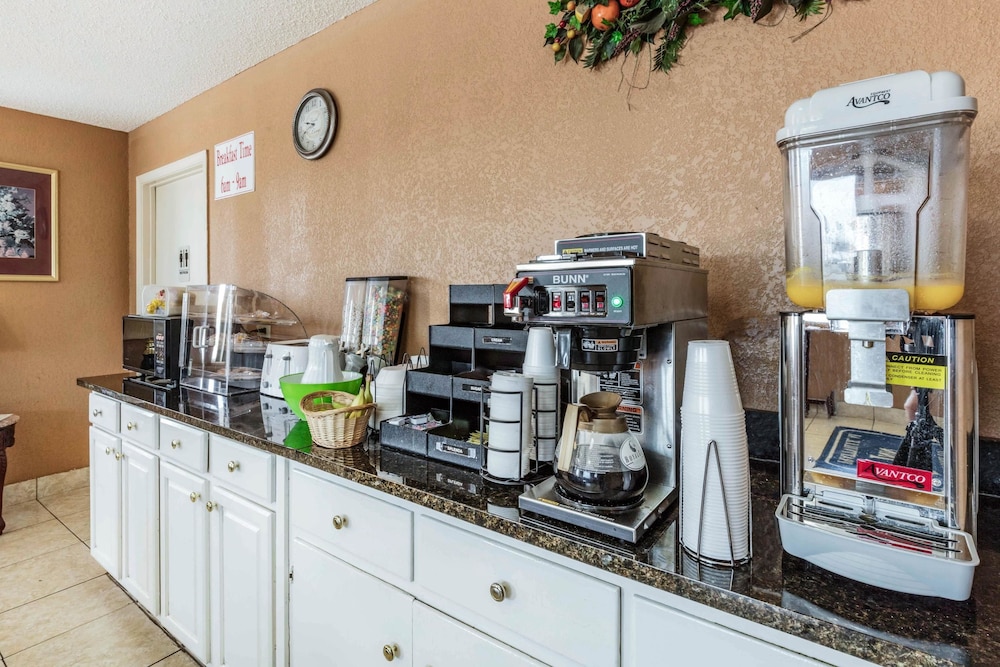 Rodeway Inn Prattville I-65 27/32