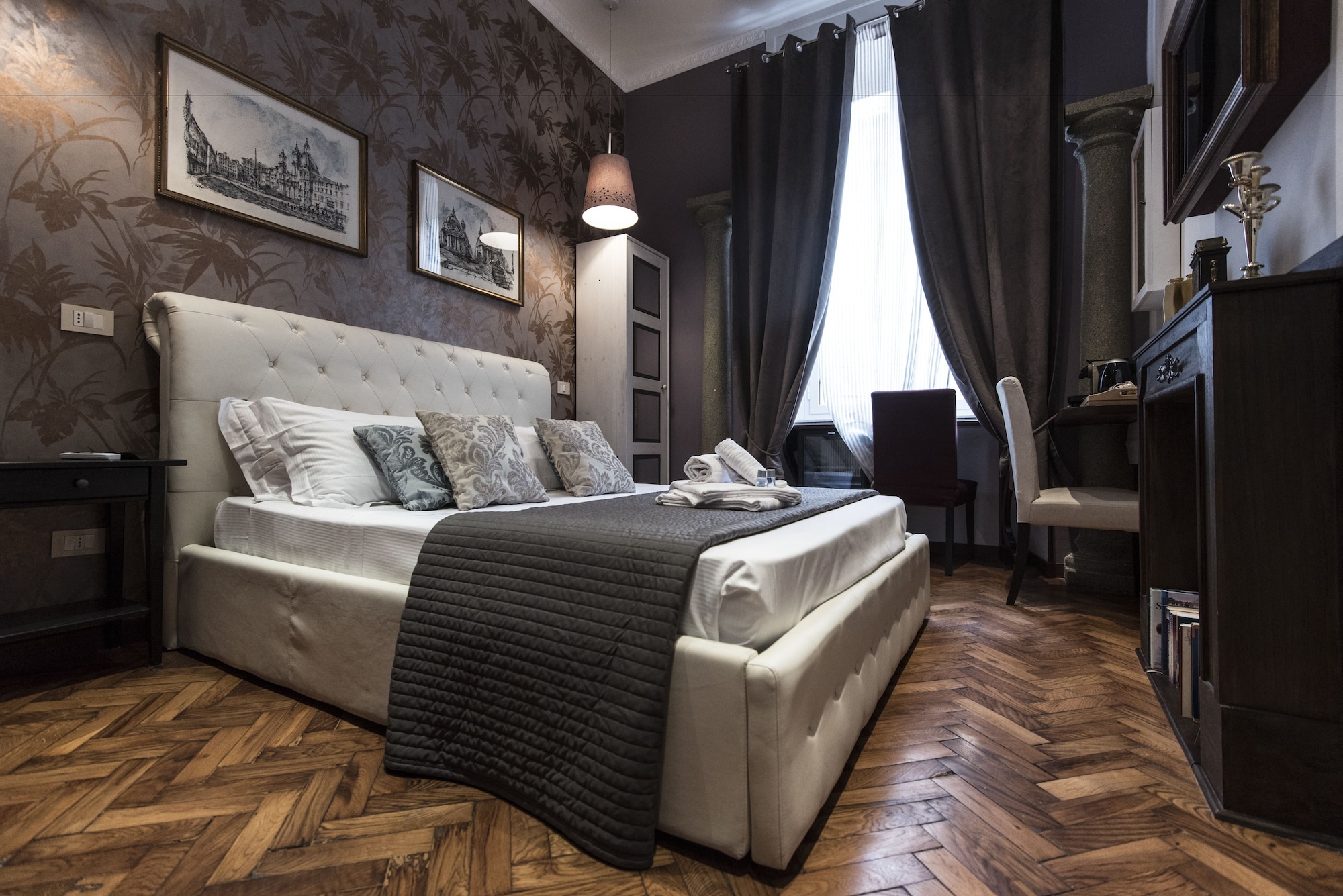 STANDARD, DOUBLE BED, KITCHENETTE, DI STREET VIEW