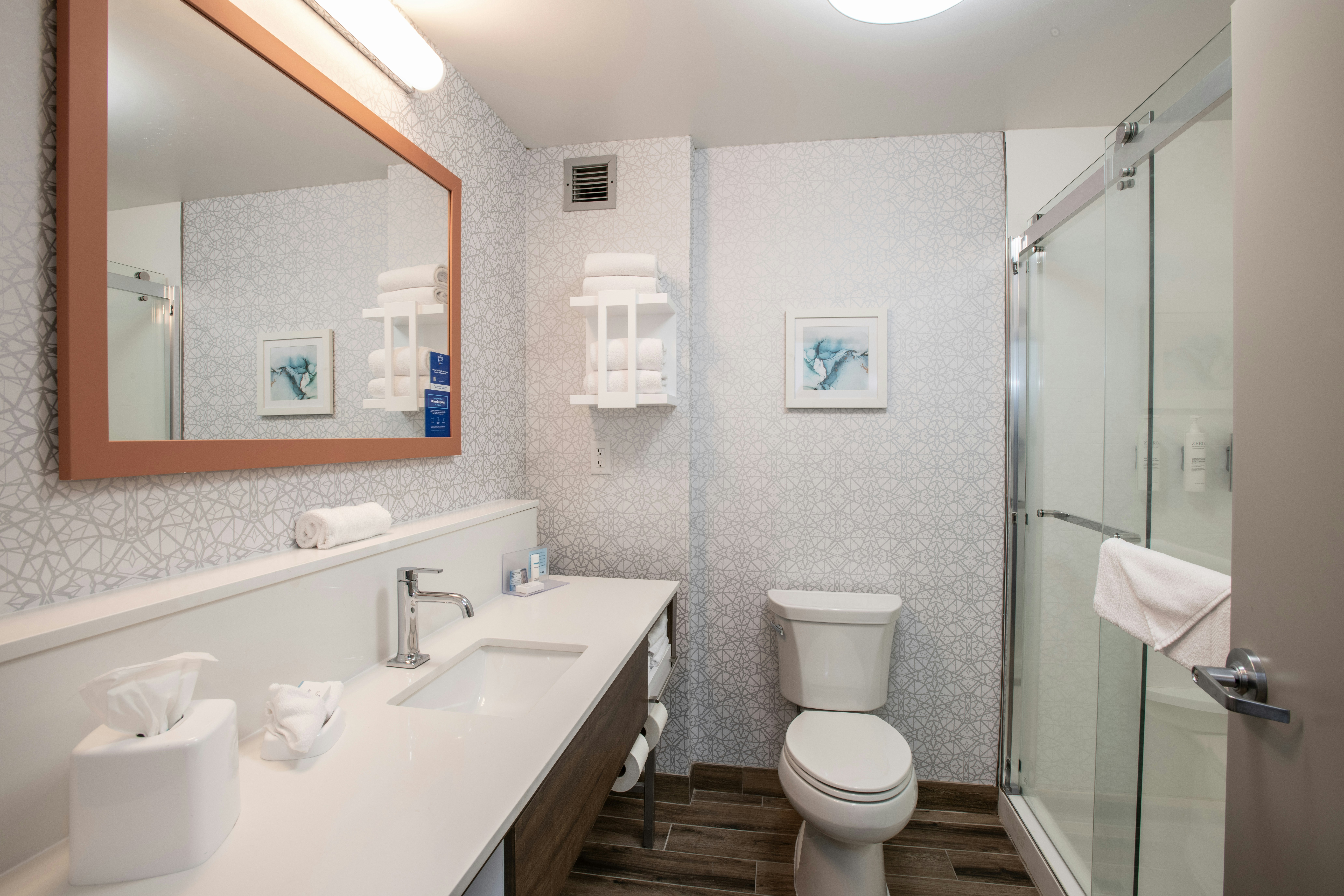 غرفة بسرير كينج، Hampton Inn Dry Ridge 4/4