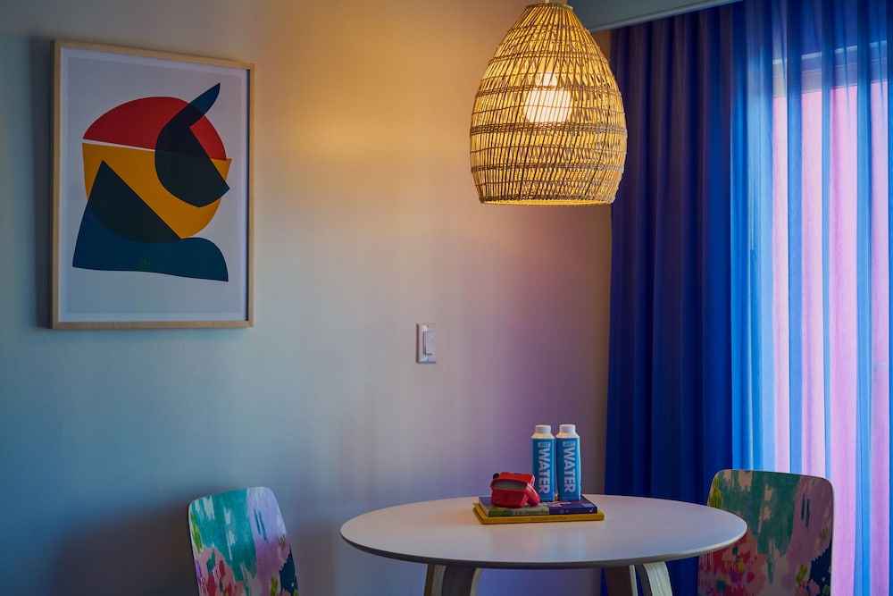 The Saguaro Palm Springs 38/49
