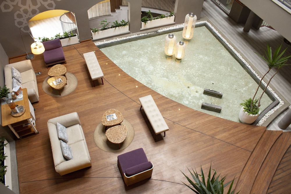 The Address Boutique Hotel 41/73