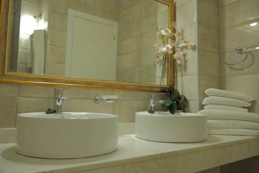 Piramides Resort 56/60