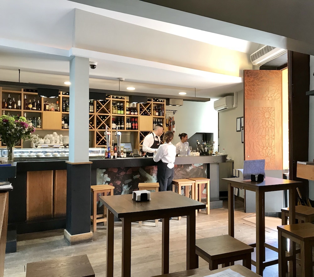 Hotel Boutique Palacio Pinello 57/73