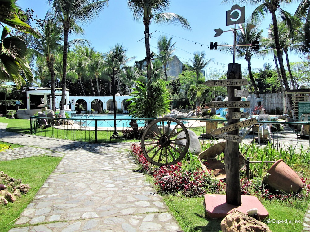 Country Village Hotel 29/37