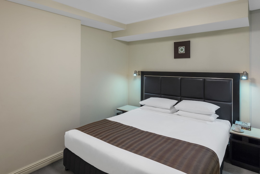 Nesuto Pennant Hills Apartment Hotel 18/48