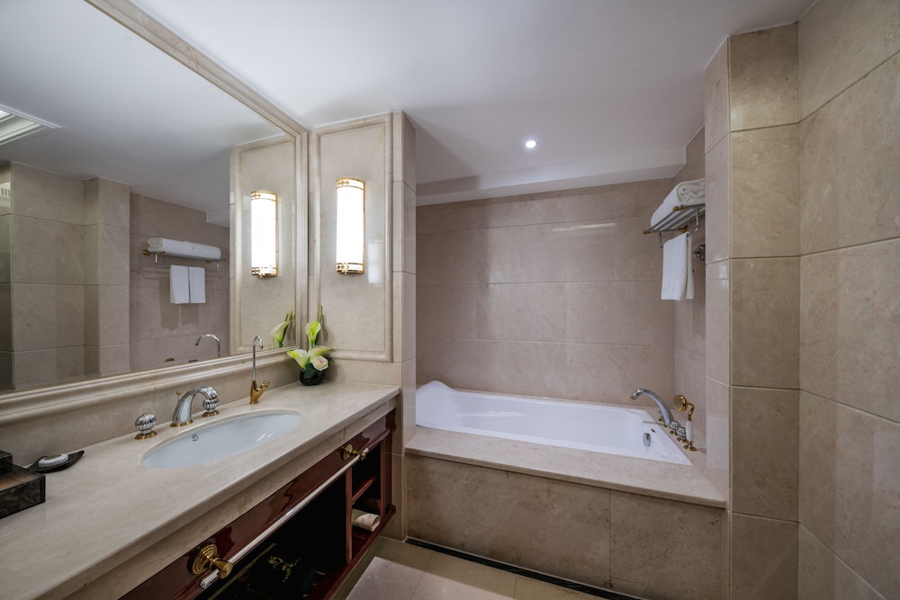 Yueda Financial City International Hotel 48/50
