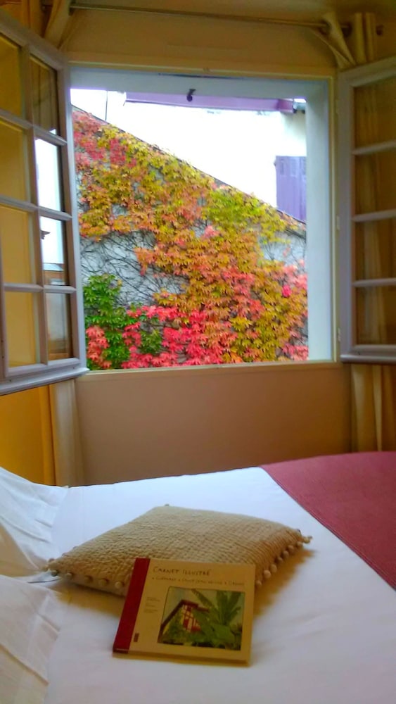 Hotel La Marisa 8/70