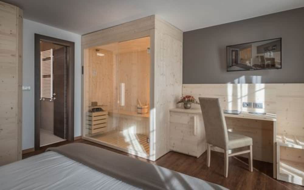DELUXE, DOUBLE BED, PRIVATE SPA