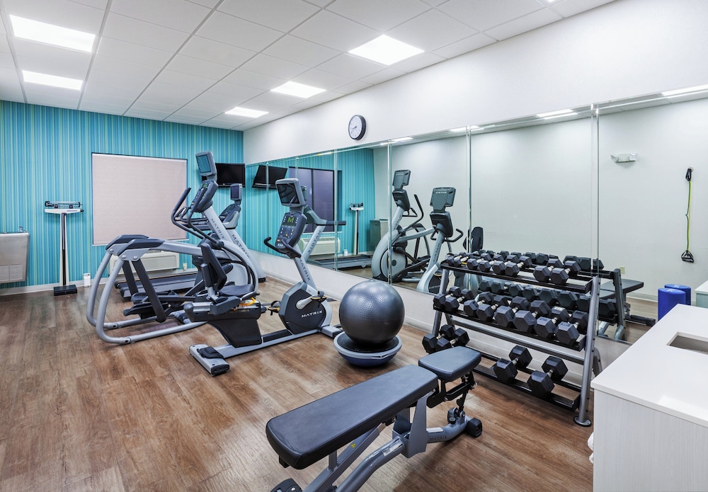 Holiday Inn Express Hotel Suites Orange 54/70