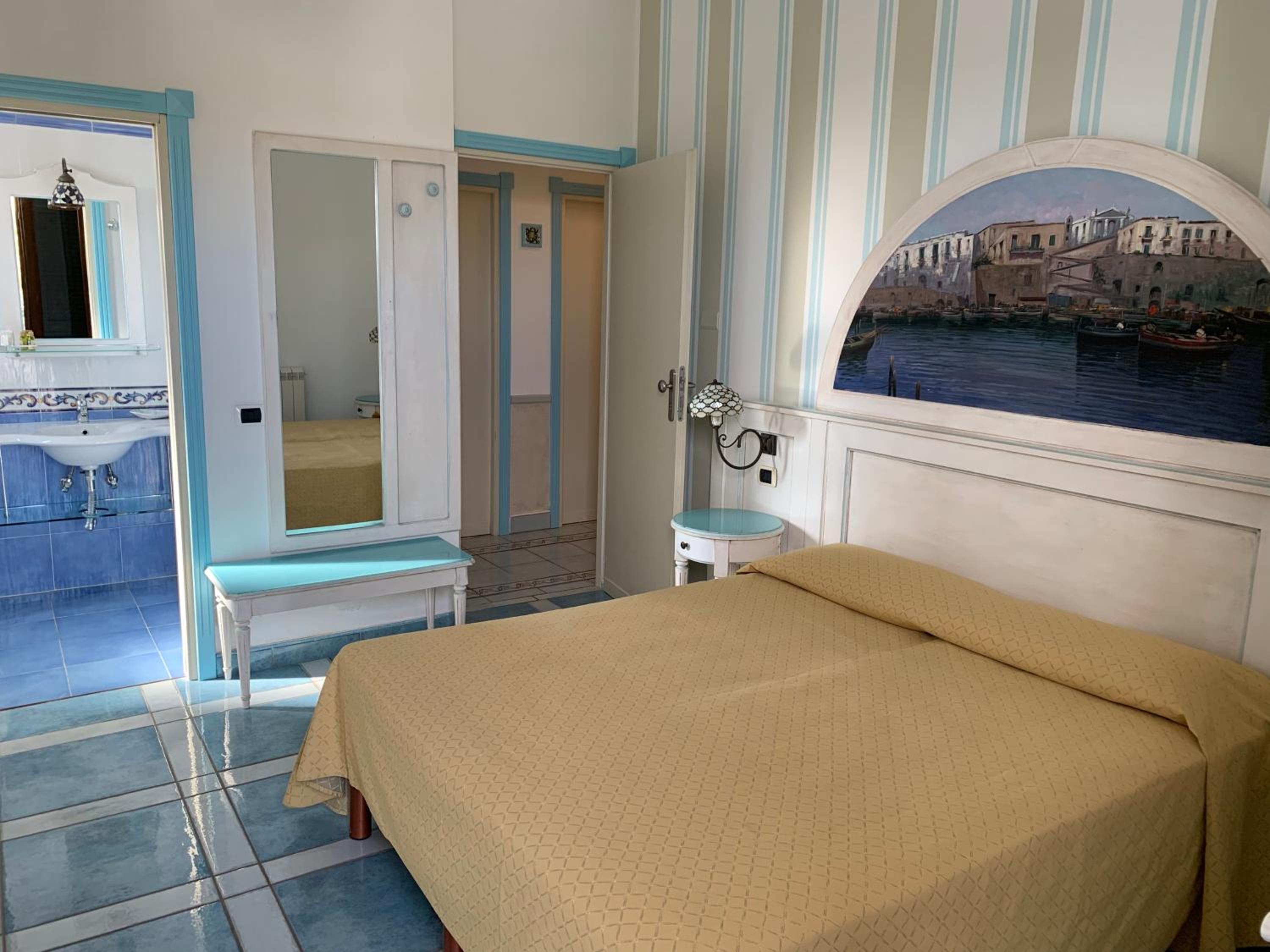 Hotel Isolabella 4/19
