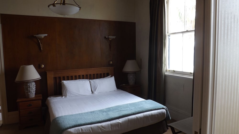 The Esplanade Hotel 15/33