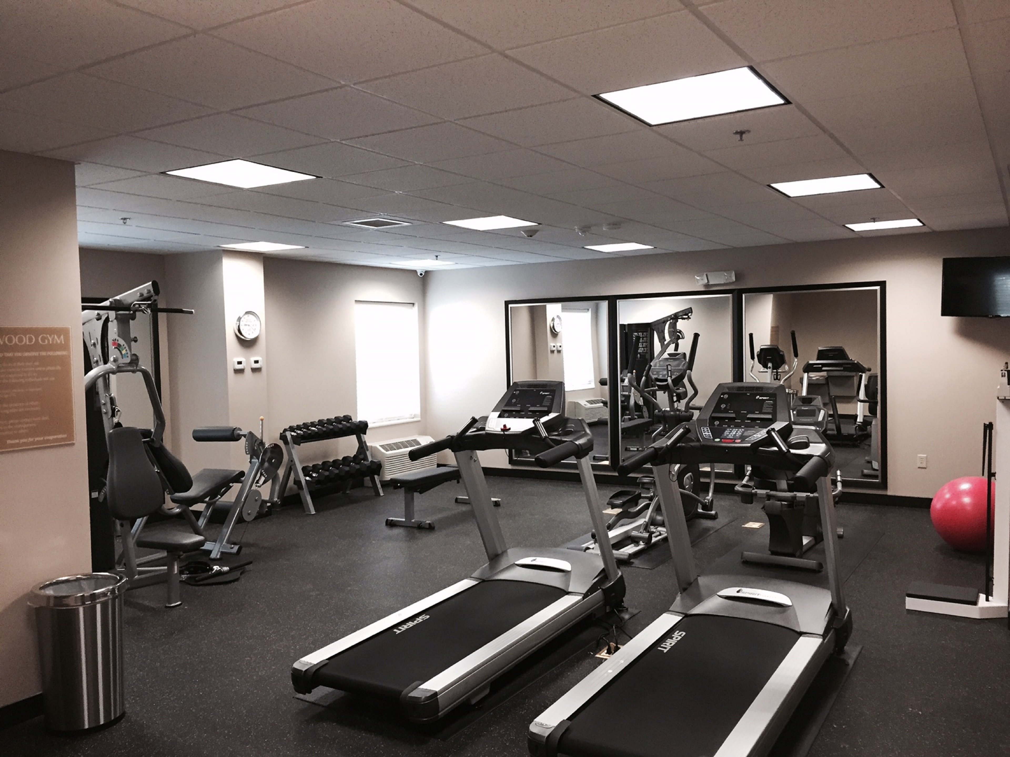 Candlewood Suites Youngstown West - Austintown, an IHG Hotel 24/56