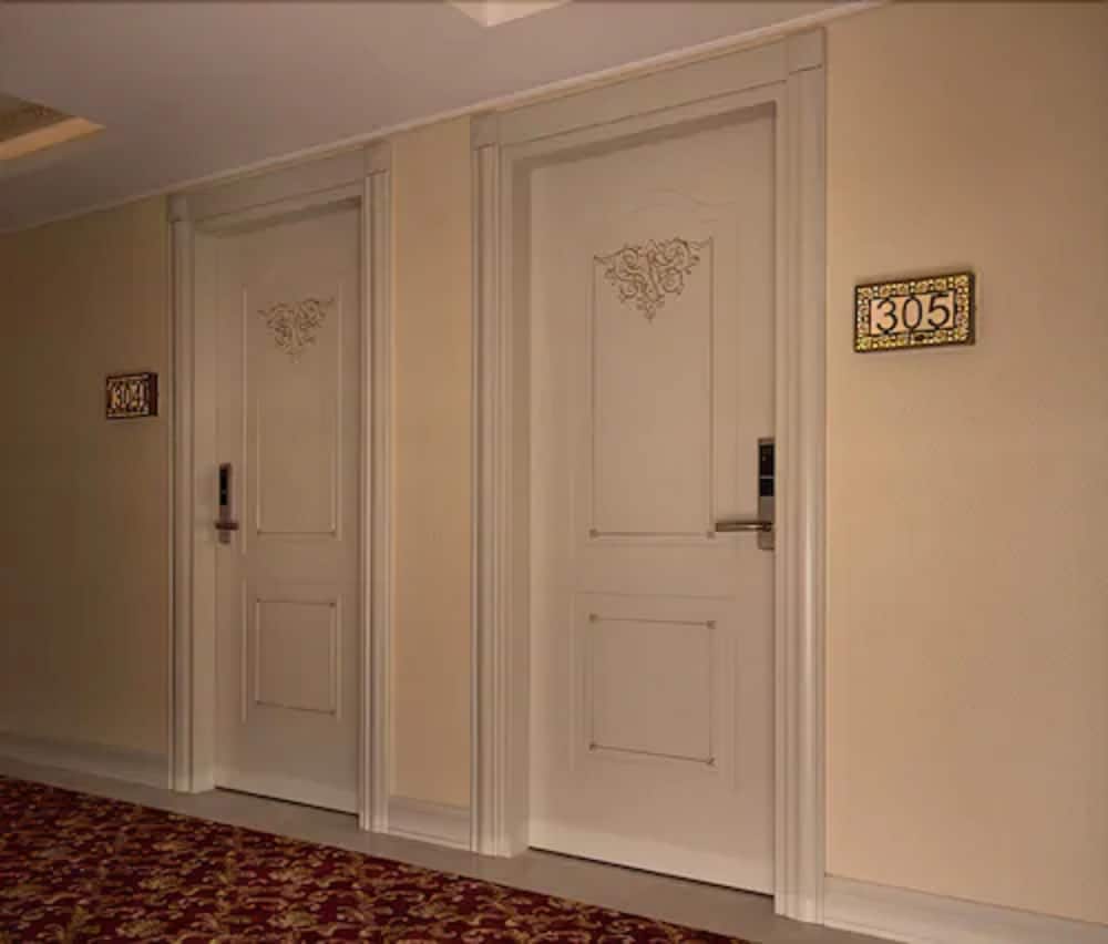 ISTANBUL TOWN HOTEL 30/62