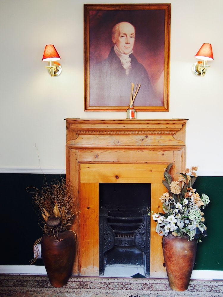 Wrangham House Hotel 2/39