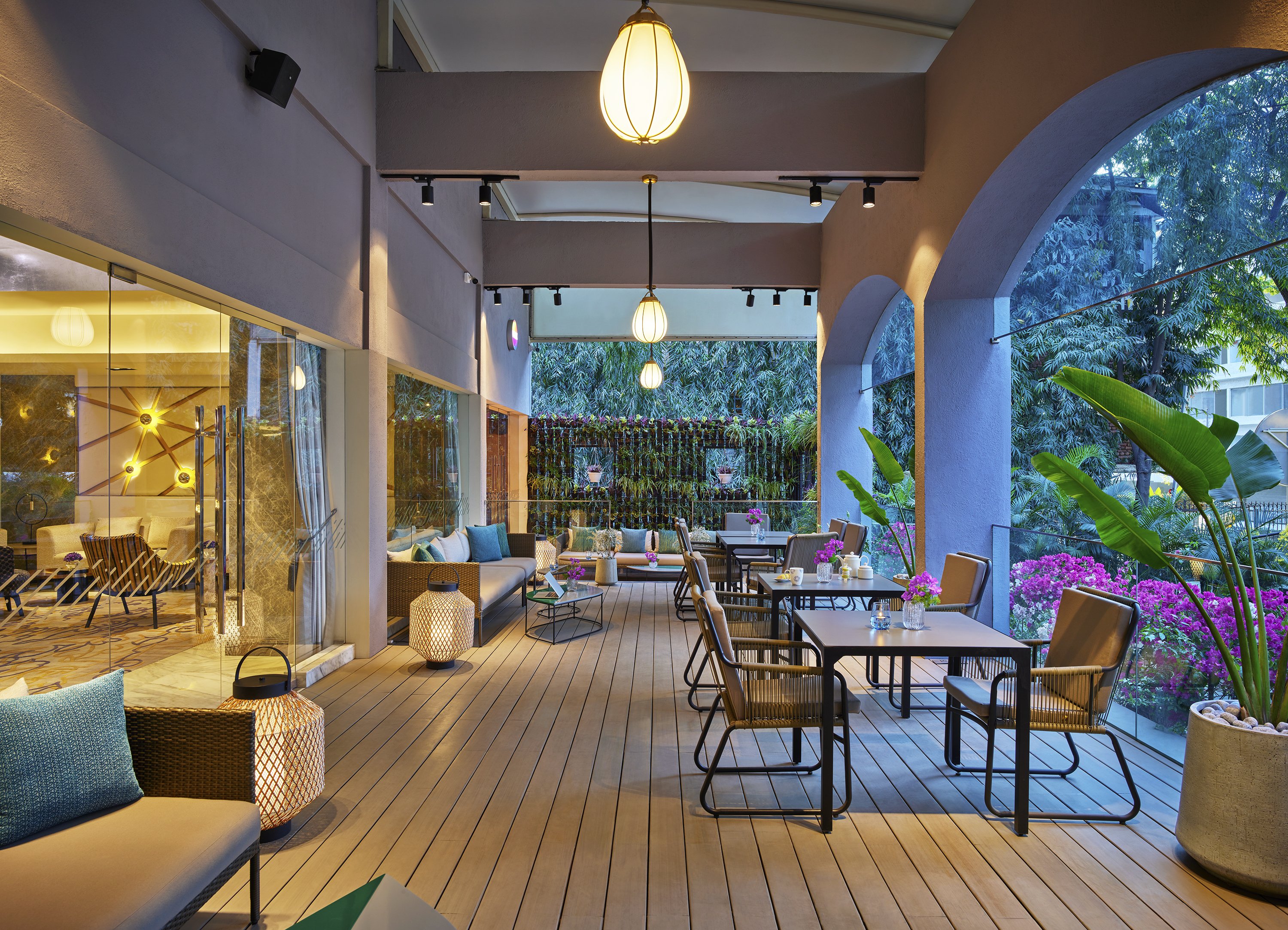Vivanta Bengaluru Residency Road 54/77