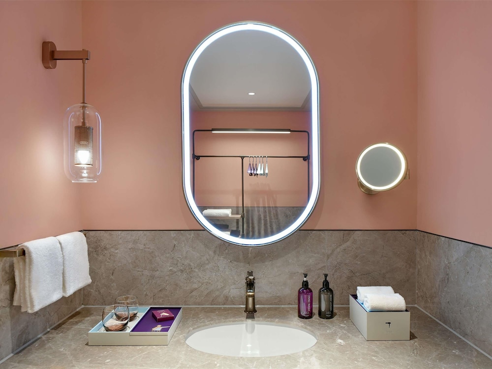 Mercure Guangzhou Nansha 45/50