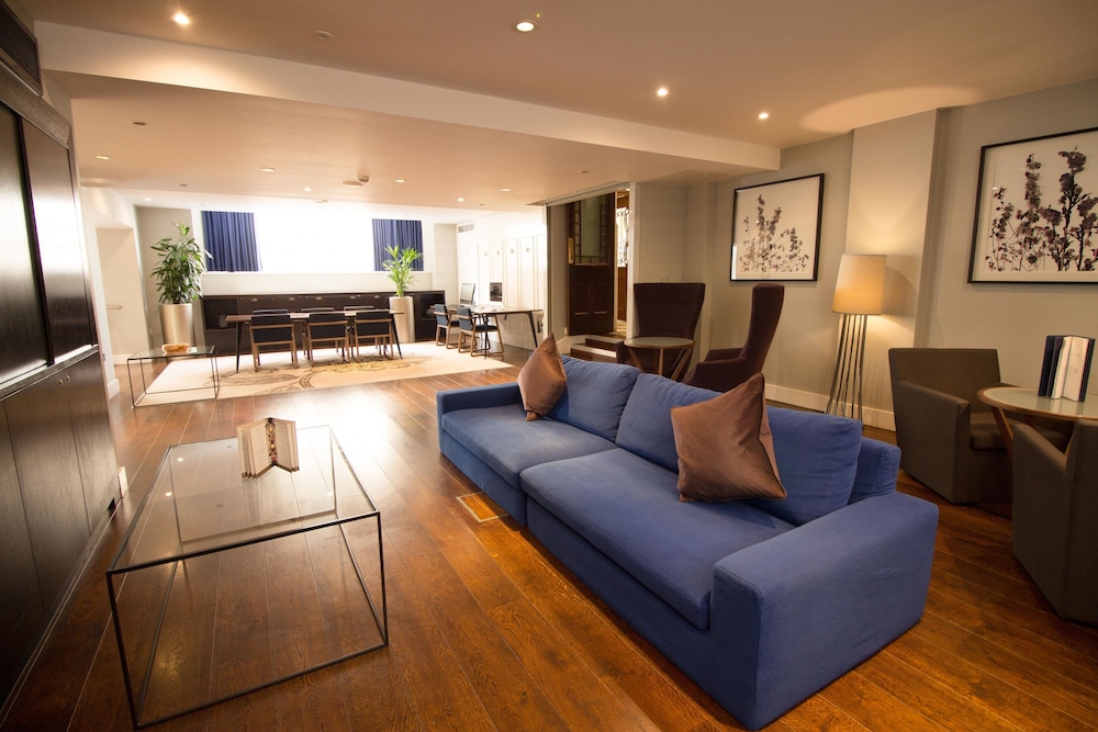 DoubleTree by Hilton Hotel & Spa Liverpool 35/45