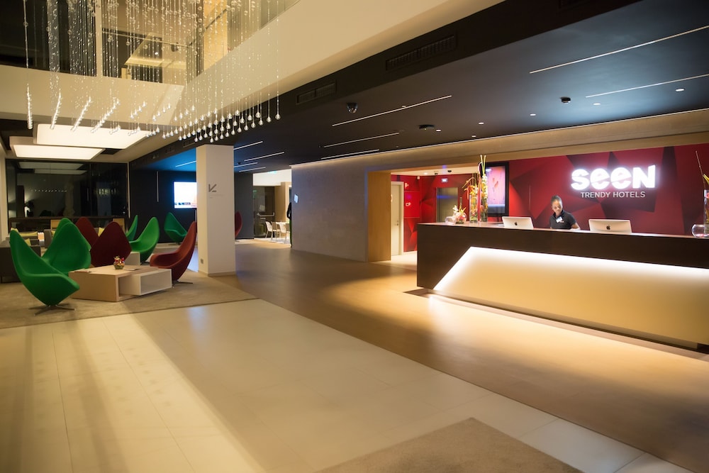 Lobby at Seen Hotel Abidjan Plateau, ABIDJAN