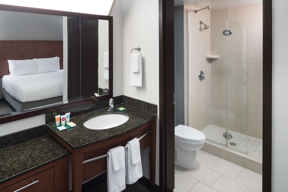 Hyatt Place Jacksonville Airport 15/45