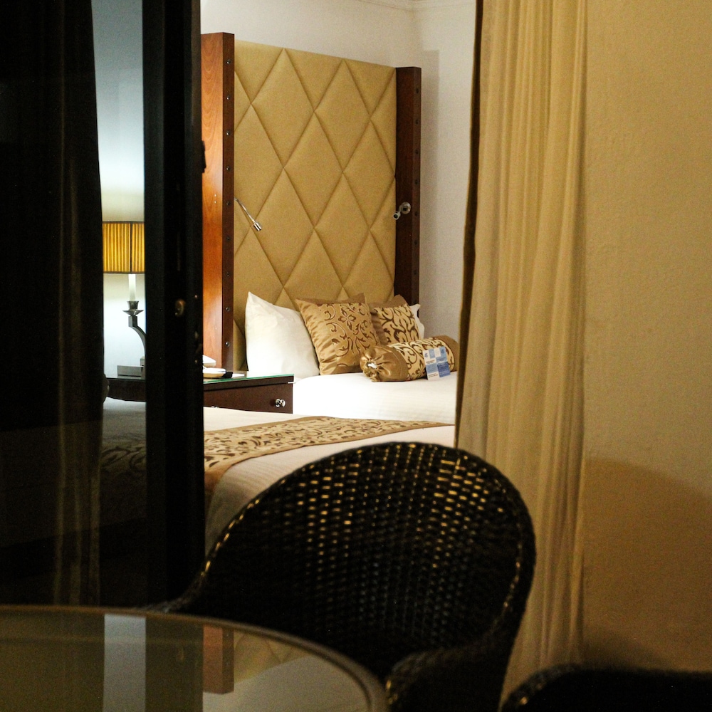 Gran Hotel Nacional 50/50