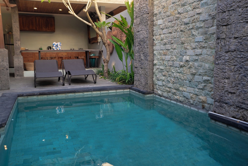 Kusuma Living and Villa Seminyak 38/56