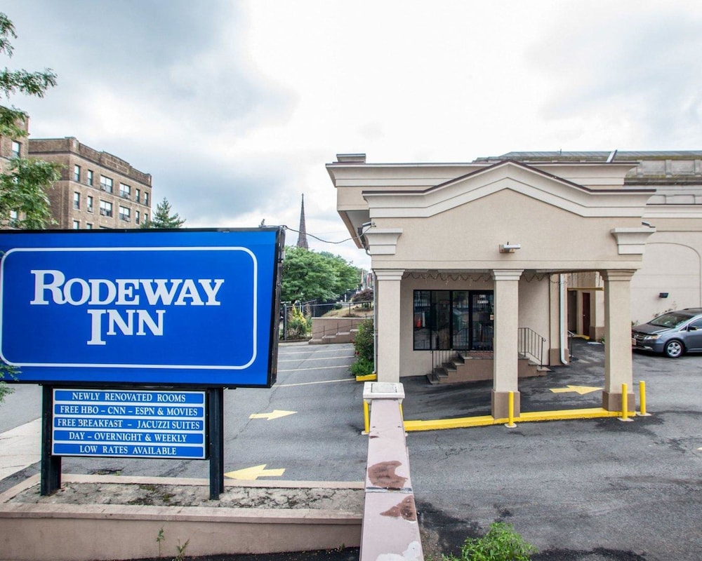 Rodeway Inn Paterson 3/28