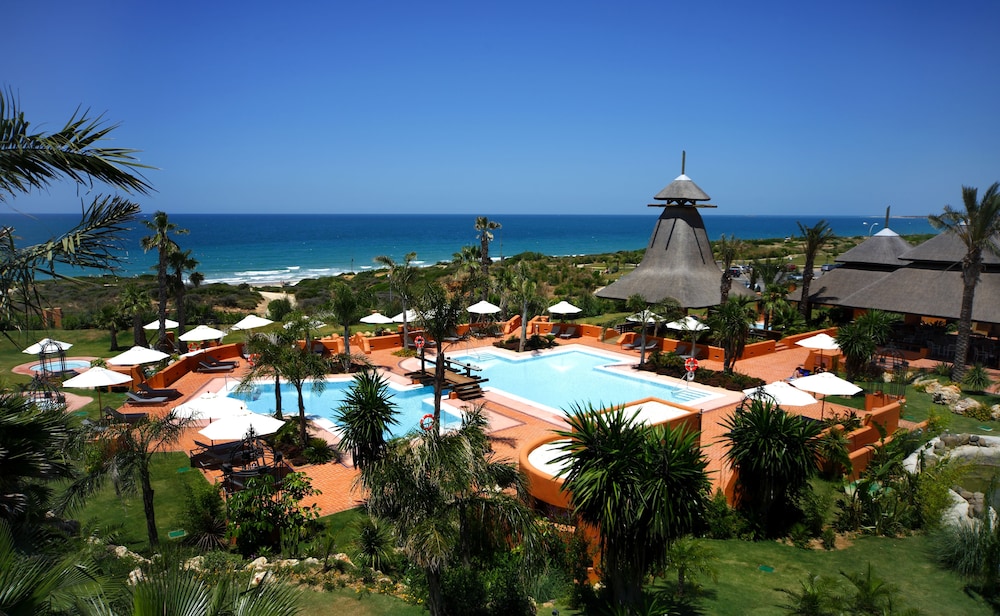 Royal Hideaway Sancti Petri A Member of Barcelo Hotel Group 12/72