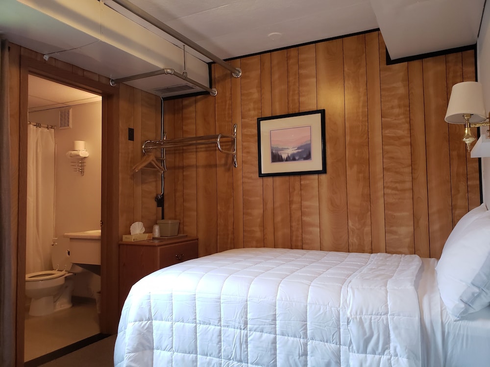 Keystone Hotel 14/38